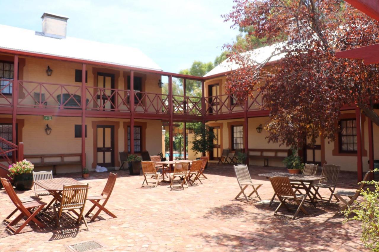 Settlers House York Hotel Exterior photo